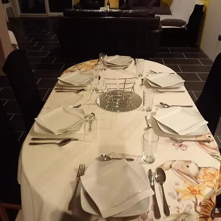 Veliki Barbara S Jacuzzijem Za Dvoje- Crikvenica Rijeka Appartamento Hreljin