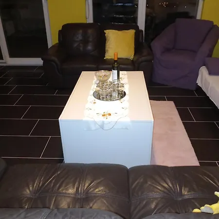 Barbara S Jacuzzijem Za Dvoje- Rijeka Apartment *