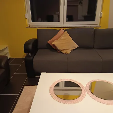 Apartment Veliki Barbara S Jacuzzijem Za Dvoje- Rijeka Hreljin