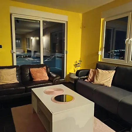Veliki Barbara S Jacuzzijem Za Dvoje- Rijeka