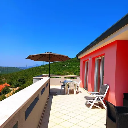 Apartment Veliki Barbara S Jacuzzijem Za Dvoje- Rijeka *