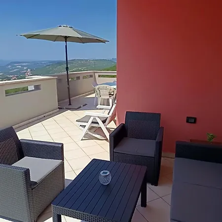 Veliki Barbara S Jacuzzijem Za Dvoje- Rijeka *