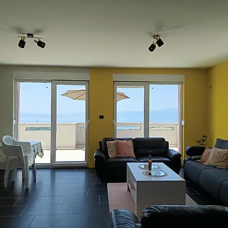 Veliki Barbara S Jacuzzijem Za Dvoje- Crikvenica Rijeka Hreljin