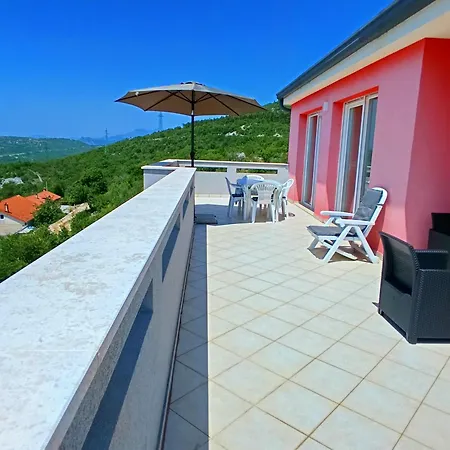 Veliki Barbara S Jacuzzijem Za Dvoje- Crikvenica Rijeka Appartamento *