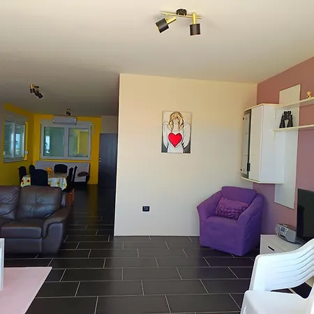 Veliki Barbara S Jacuzzijem Za Dvoje- Crikvenica Rijeka Appartamento Hreljin