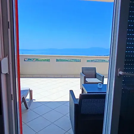 Veliki Barbara S Jacuzzijem Za Dvoje- Crikvenica Rijeka Appartamento