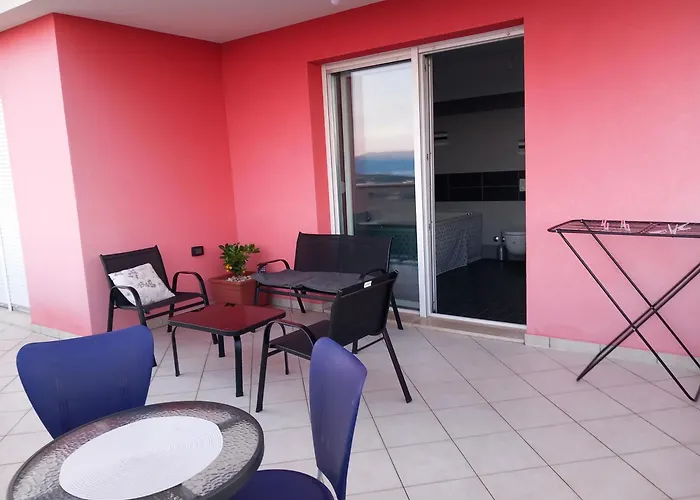 Veliki Barbara S Jacuzzijem Za Dvoje- Crikvenica Rijeka アパート *
