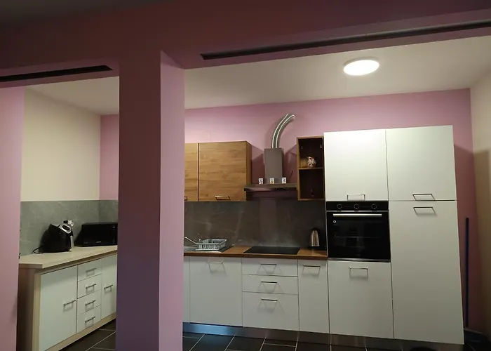 Veliki Barbara S Jacuzzijem Za Dvoje- Crikvenica Rijeka *