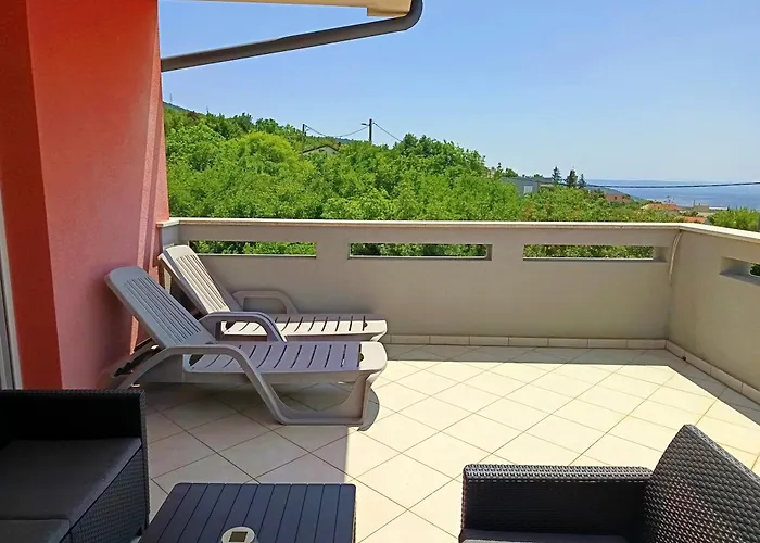 Veliki Barbara S Jacuzzijem Za Dvoje- Crikvenica Rijeka *