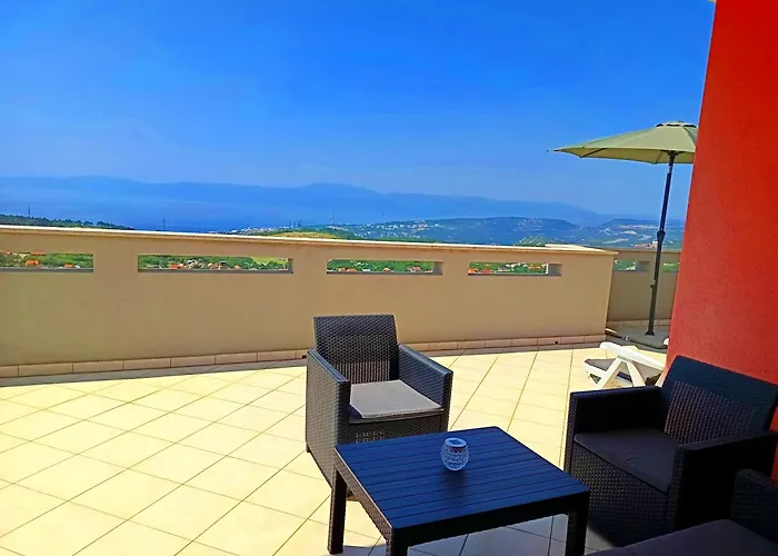 Veliki Barbara S Jacuzzijem Za Dvoje- Crikvenica Rijeka * Hreljin