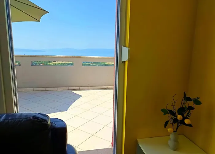 Veliki Barbara S Jacuzzijem Za Dvoje- Crikvenica Rijeka Hreljin