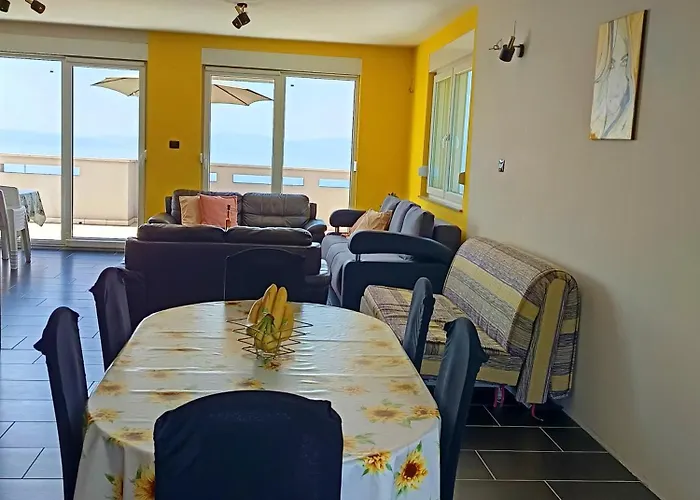 Veliki Barbara S Jacuzzijem Za Dvoje- Crikvenica Rijeka
