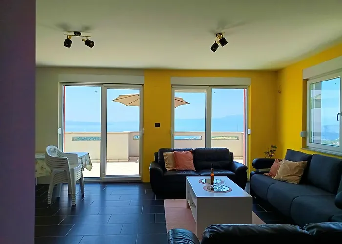 Veliki Barbara S Jacuzzijem Za Dvoje- Crikvenica Rijeka Hreljin