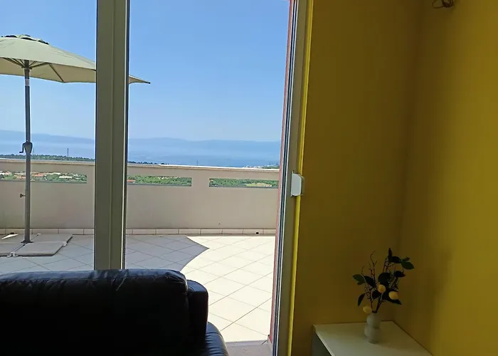 Veliki Barbara S Jacuzzijem Za Dvoje- Crikvenica Rijeka *