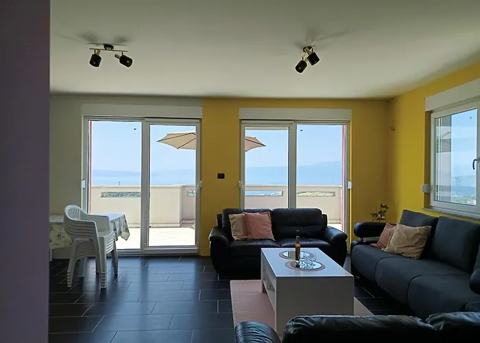 Veliki Barbara S Jacuzzijem Za Dvoje- Crikvenica Rijeka Hreljin